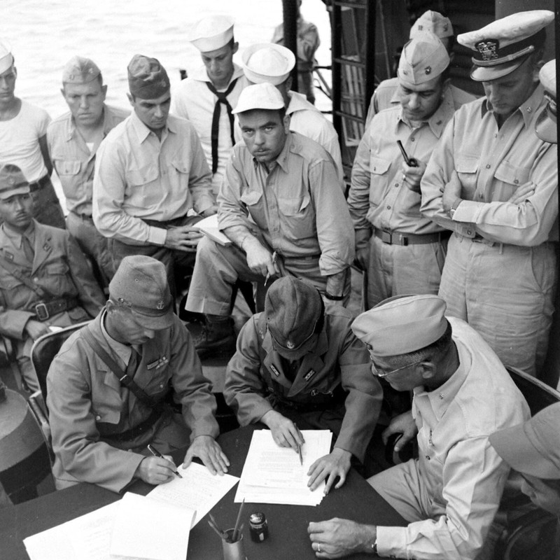 WW2 WWII Photo World War Two / Japanese Surrender of Wake Island September 1945