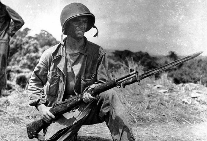 Infantryman on guard with his M1 Garand Rifle Guadalcanal 13x19 WWII Photo 373a
