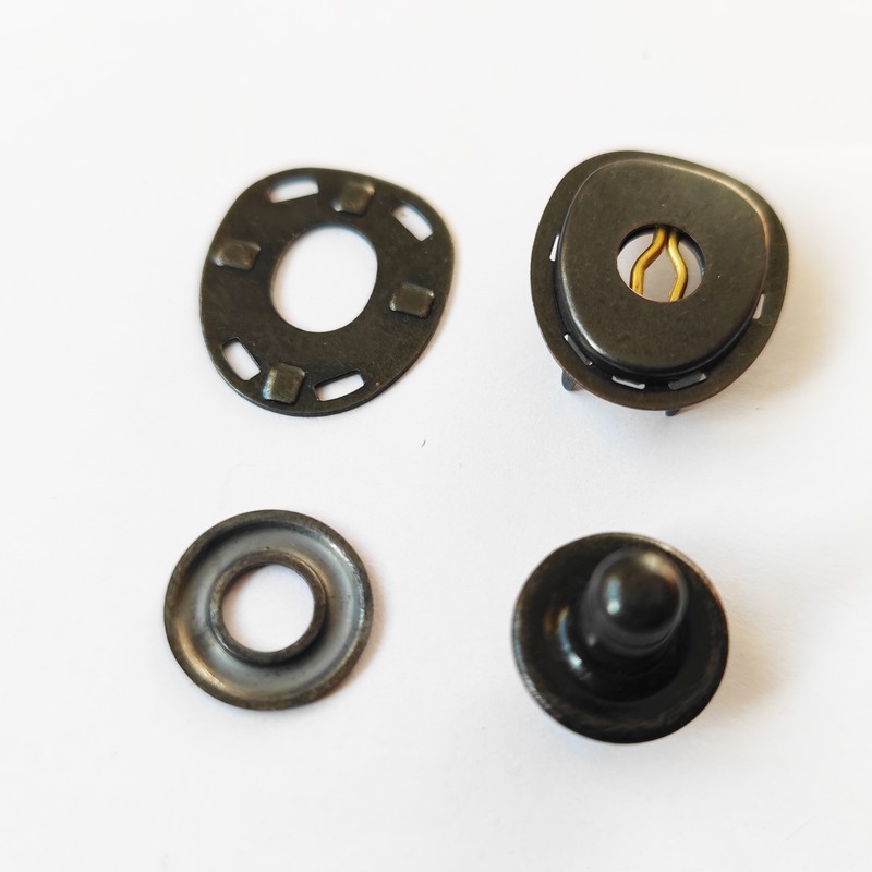 4 Sets WW2 US Bag Button Snaps Magazine Tools Black gallery