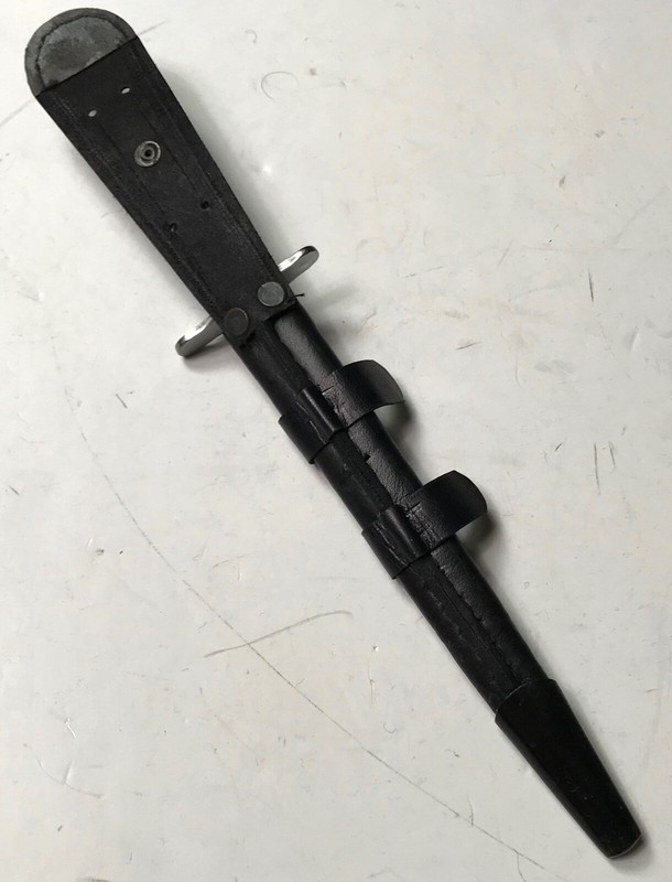 WWII BRITISH & US ARMY FAIRBAIRN SYKES COMMANDO FIGHTING KNIFE & SCABBARD gallery