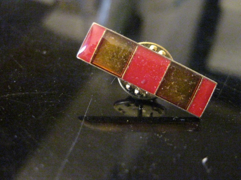 USMC Expeditionary ribbon lapel pin mint gallery