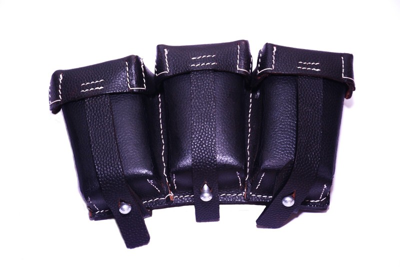 WWII German K98 98K TRIPLE AMMO LEATHER POUCH BLACK (Repro) gallery