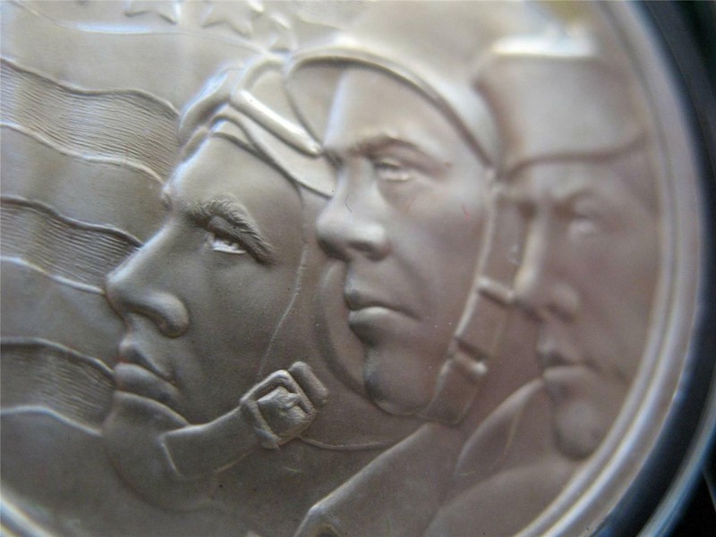 1+OZ.999 SILVER COIN WWII DEC 7 1941 PEARL HARBOR UNITY FORCES + GOLD