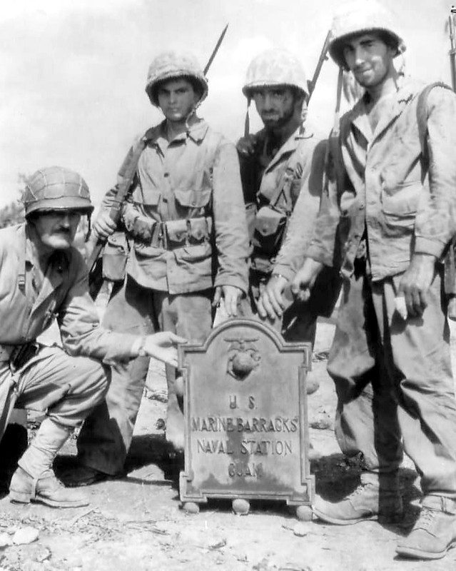 Marines with recovered plaque from Marine Barracks WWII WW2 8x10 Photo 806c