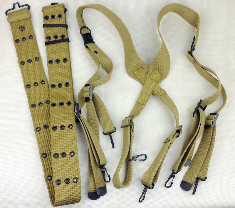 MILITARY WWII US ARMY BELT WITH CARRY STRAP US SOLDIER GEAR