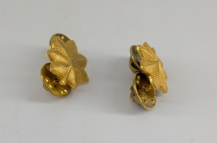 US Army Major Officer Rank Insignia Oak Leaf Pins Badge Set American Military gallery