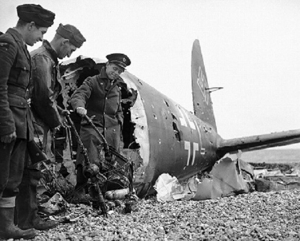 Soldiers inspect Downed German Heinkel Southern England WWII 8×10 Photo 439a