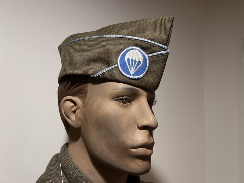 REPRODUCTION (ATF ) WWII U.S. PX GARRISON CAP WITH PARACHUTE INFANTRY CAP PATCH!