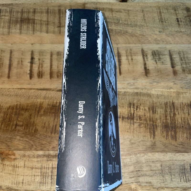Hitlers Strijder AUTOGRAPHED by Danny S. Parker [in Dutch] gallery