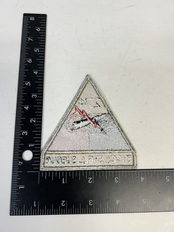 MH580 Repro WW2 US Army Patch 274th Tank Battalion "Shock-Shell-Subdue" IR29D gallery