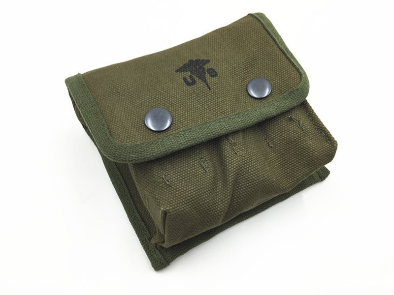 WWII WW2 US Army USMC Military Jungle First Aid Pouch Kit With Hook gallery