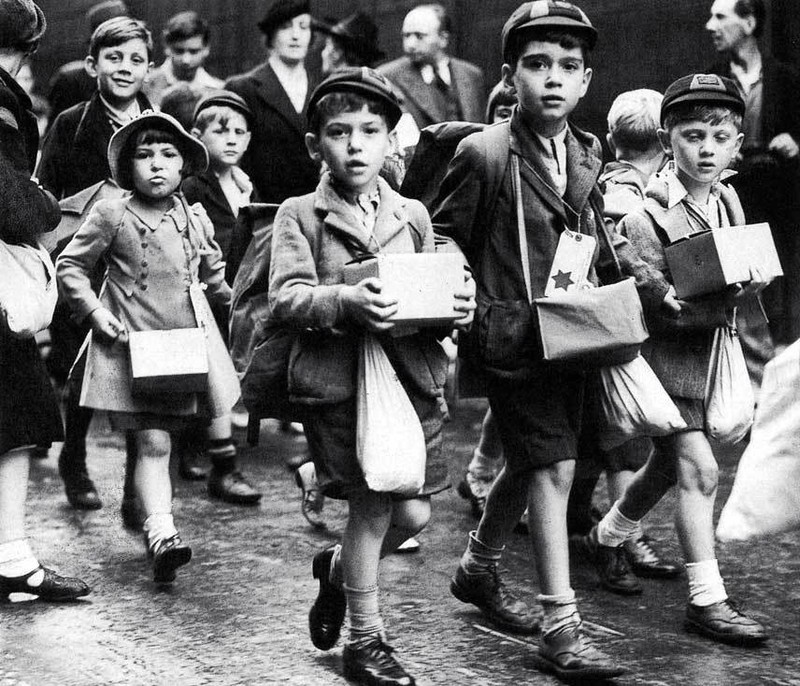 WW2 Photo, Battle of Britan School Children WWII UK World War Two London England