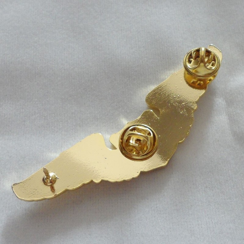 WWII US Air Force Pilot Badge Pin insignia Golden Aviator Badge Wings gallery