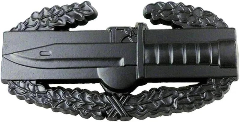 WWII WW2 US U.S. Army Military Combat Action Qualification Badge Pin Black gallery
