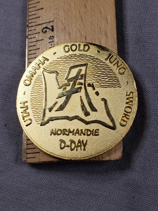 NORMANDY D-DAY WWII WORLD WAR II INVASION EUROPE TOURIST SOUVENIR COIN TOKEN B21
