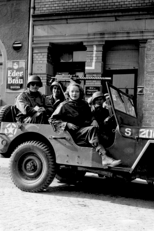 Hollywood Stars In World War 2 WW2 Photo Glossy 4*6 in U018