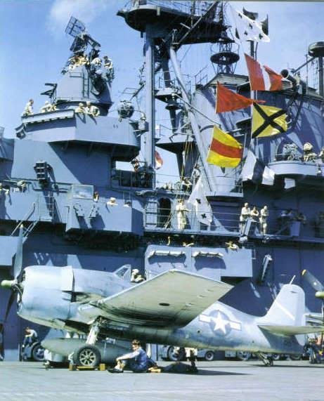 WWII Photo US Navy F6F Hellcat Fighter Deck Launch WW2 World War Two USN / 7019