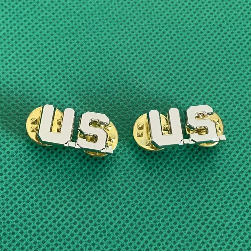 Pair Of WW2 US Army Officer Uniform U.S. Collar Lapel Badge Pin Insignia Silver