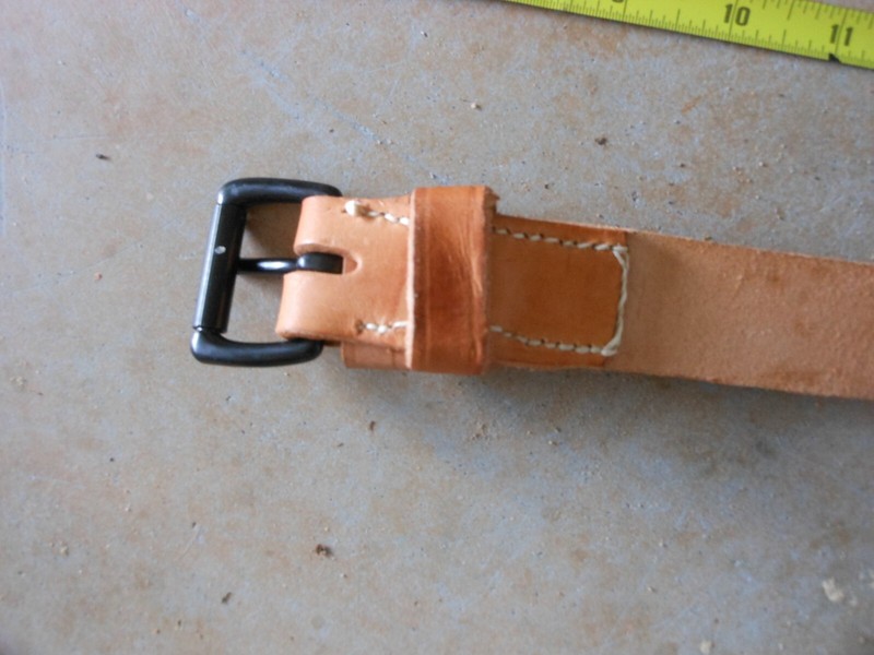 US Armored Vehicle / Tank Tool Strap, New, WWII, Leather, Reproduction QBDX2DG gallery