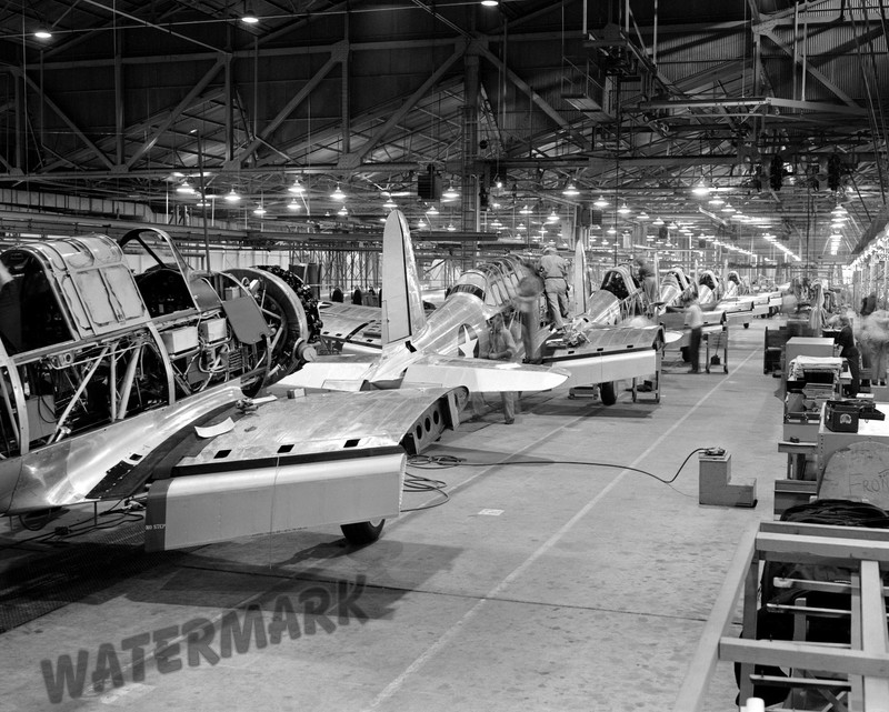 WWII Vultee BT-13 Valiant Aircraft Production Photo Year 1942 8x10