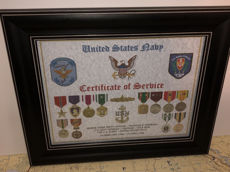 U.S. NAVY CERTIFICATE OF SERVICE / SHADOW BOX PRINT / W-MEDALS
