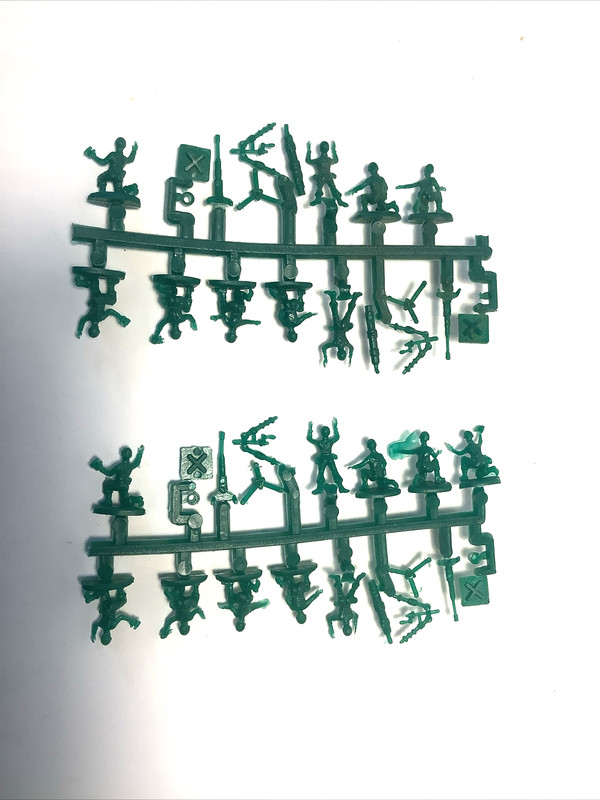 Vtg 1/72 HO scale Atlantic Toy Soldier German Machine Gun and Crew