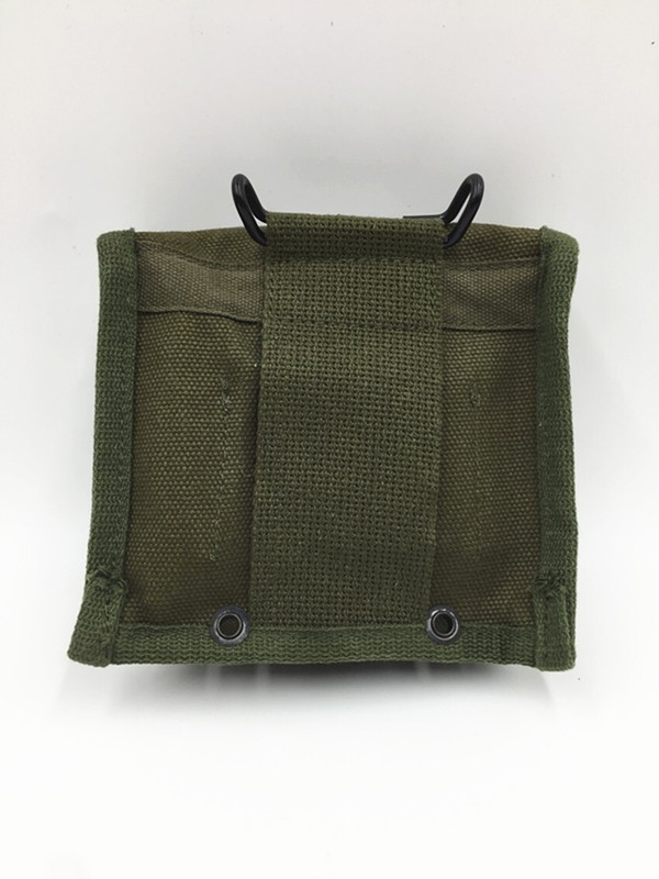US ARMY M2 JUNGLE FIRST AID KIT POUCH M1945 OUTDOOR FIELD FIRST-AID KIT WithHooK gallery