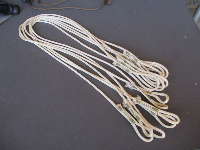 WWII Airborne Rigger 550 Paracord Knife Lanyard - White gallery