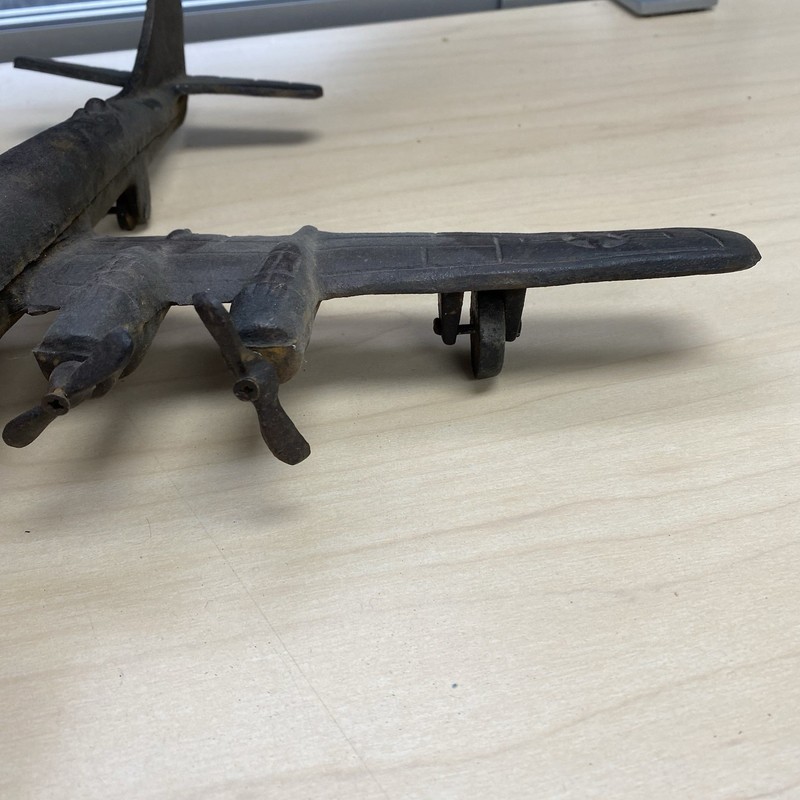 WWII Boeing B-29 Superfortress Bomber Diecast Cast Iron 11x16 Wingspan Display gallery