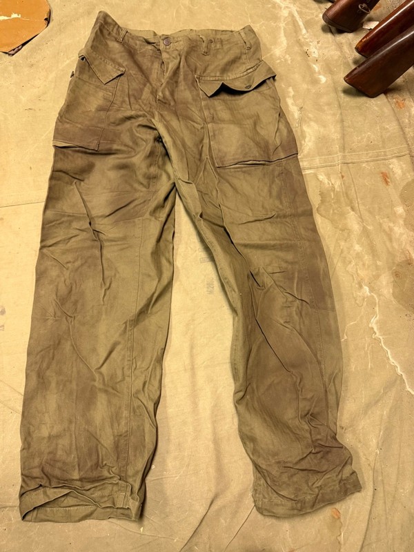 WWII US ARMY DARK SHADE HBT COMBAT FIELD TROUSERS- SMALL 32 WAIST