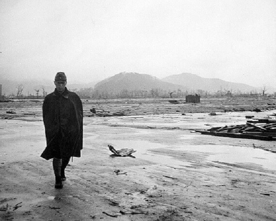 Japanese Soldier walks through Hiroshima Ruins WWII 8×10 Photo 462a