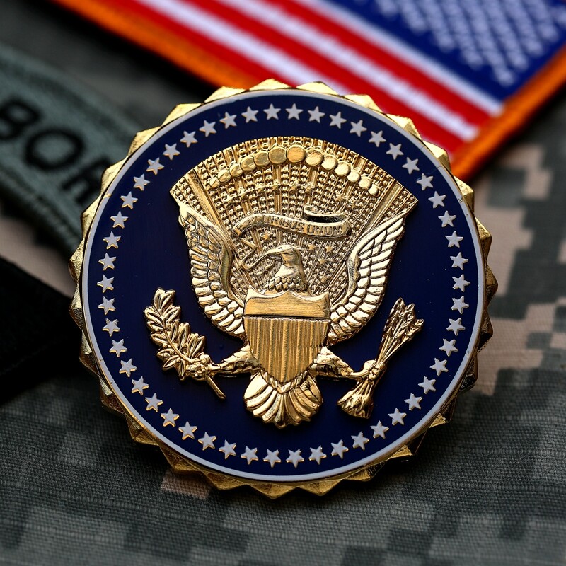 US Presidential Service President Identification Metal Badge Pin Collectibles T