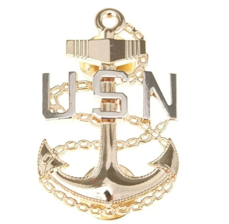 WW2 US UNITED STATES NAVY USN OFFICER LAPEL HAT PIN BADGE