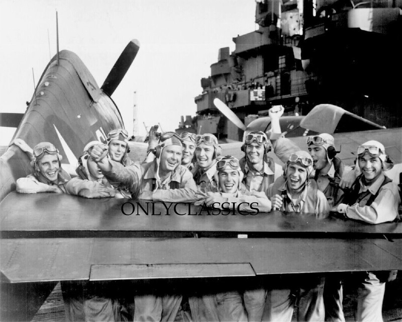 WWII HELLCAT AIRPLANE AVIATION PILOTS ON USS LEXINGTON 8X10 PHOTO WORLD WAR TWO