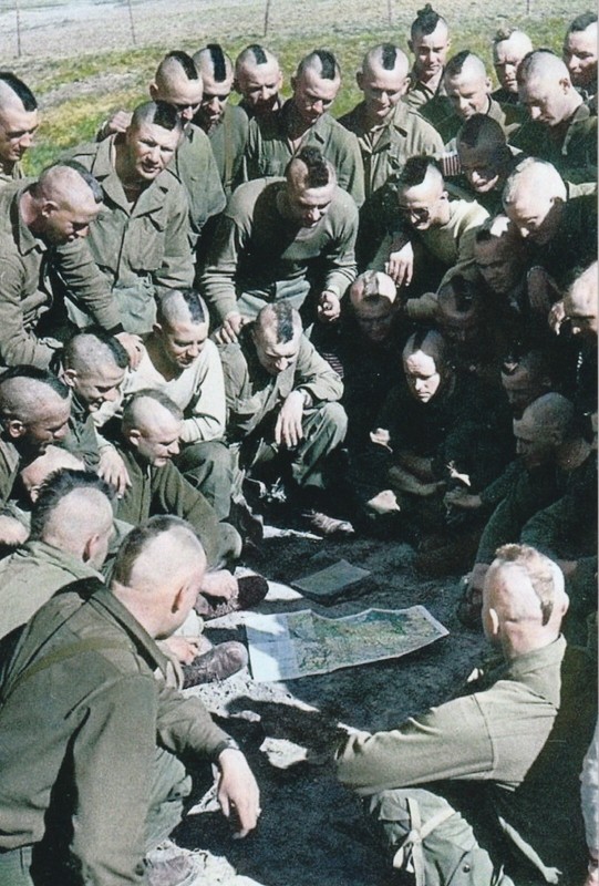 WW II - Usa Photo - US 17 Airborne Paratroopers With MoHawks
