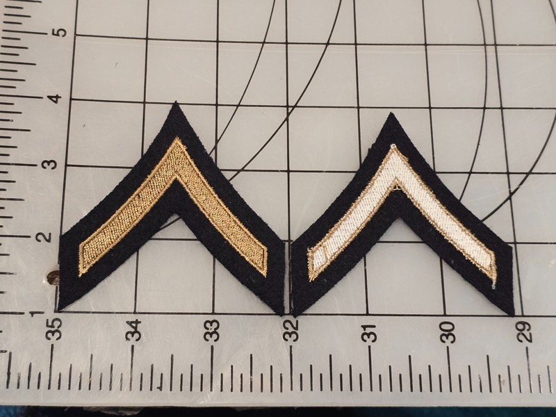 Reproduction WW2 US Army Private PFC First Class Chevrons Rank Pair Wool 015 gallery