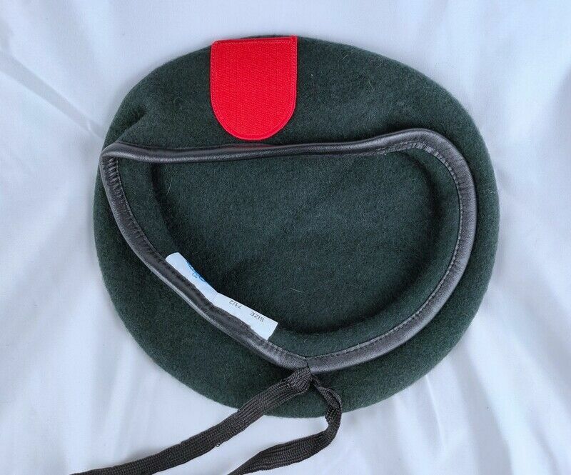 SIZE 7-1/2 US ARMY 7TH SPECIAL FORCES GROUP BLACKISH GREEN COLOUR WOOL BERET CAP