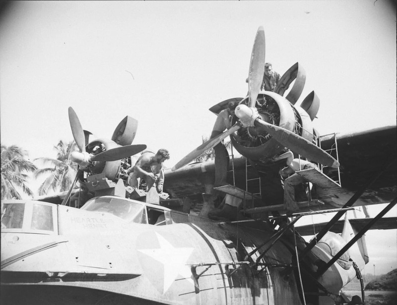 WW2 WWII Photo World War Two / US Navy PBY Catalina Black Cat Guadalcanal 1942